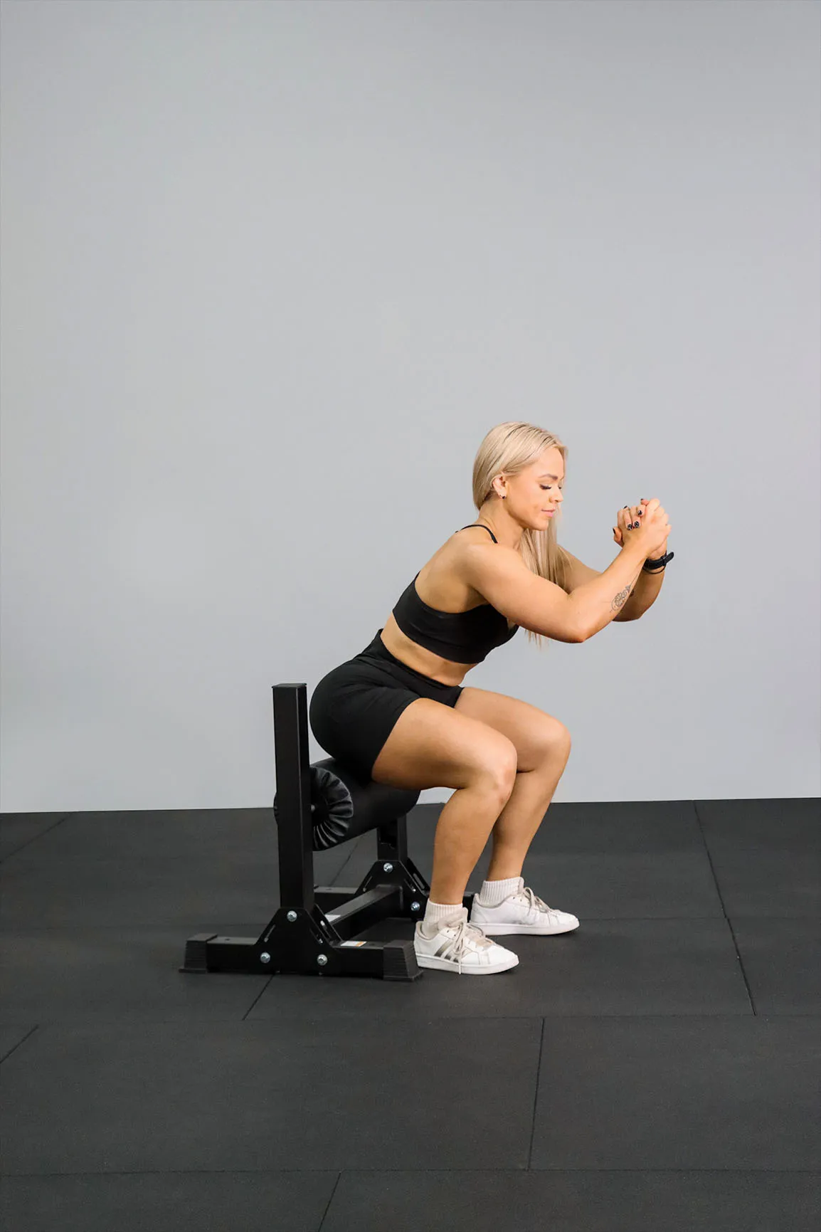 Body Iron Bulgarian Split Squat