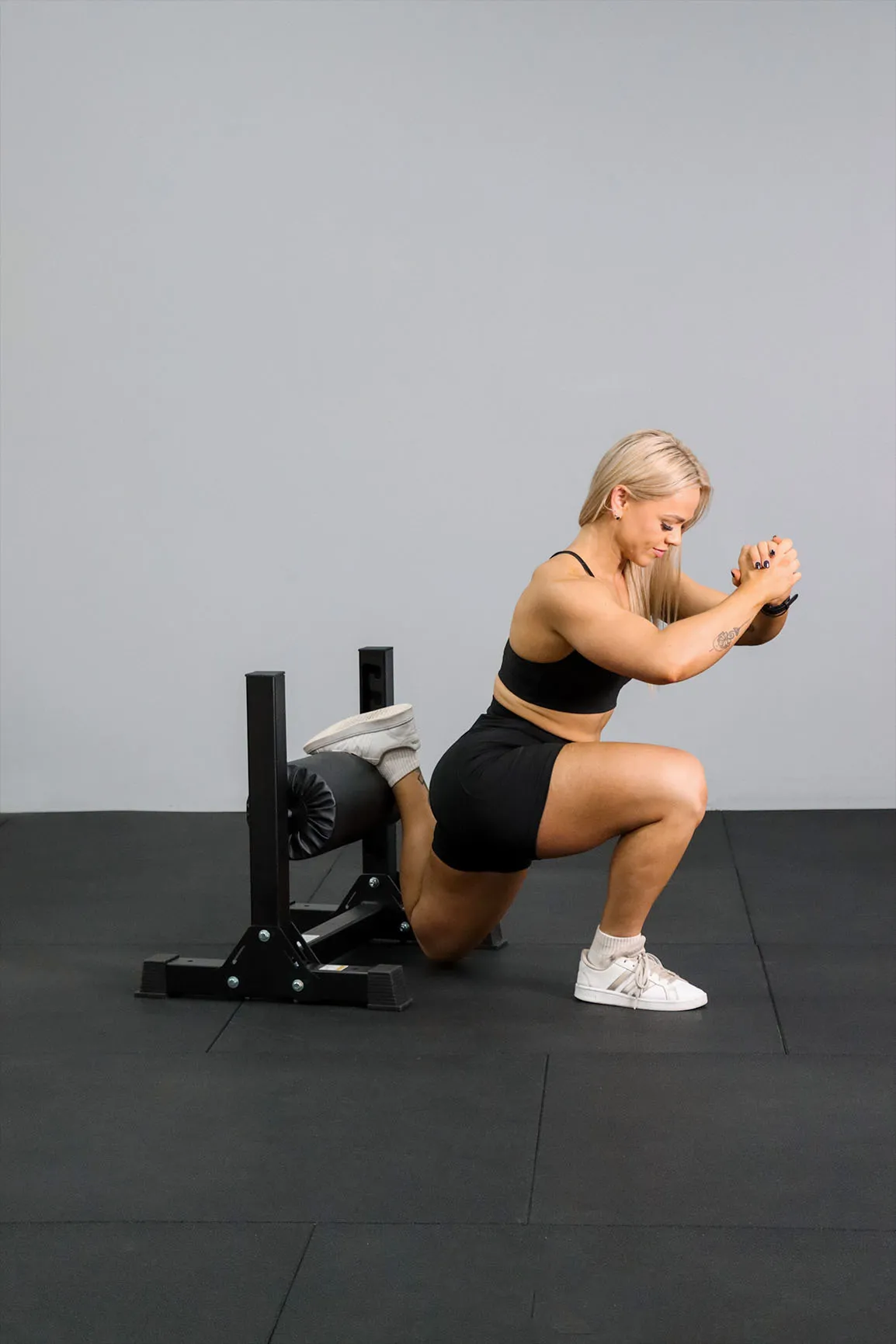 Body Iron Bulgarian Split Squat