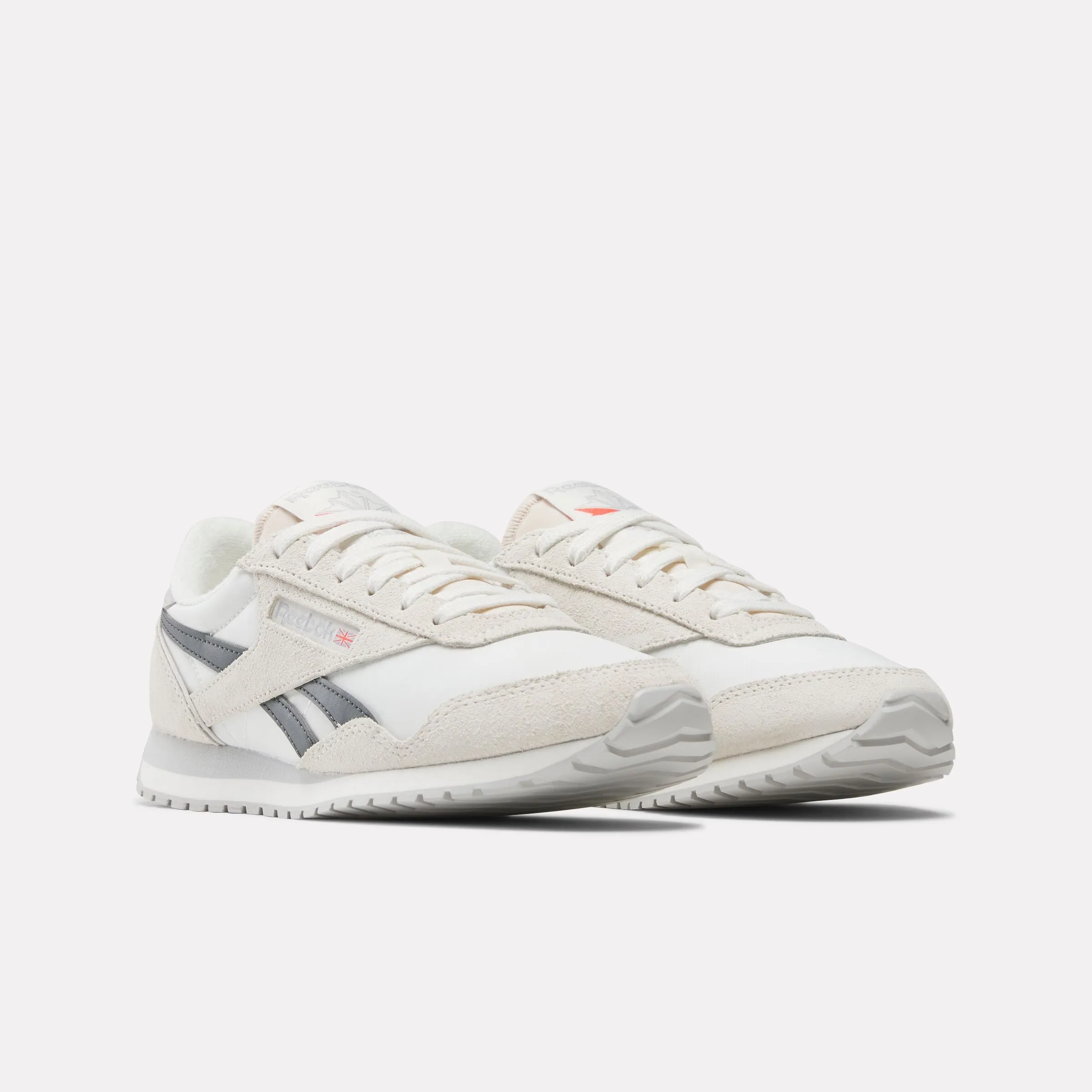 Classic Az Chalk/Chalk/Grey 5