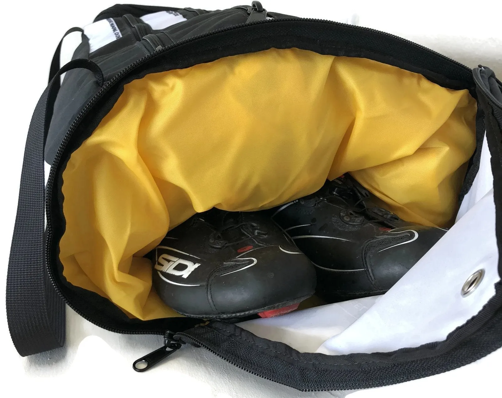 Couple of Hosers 2023 CYCLING  RACEDAY BAG™