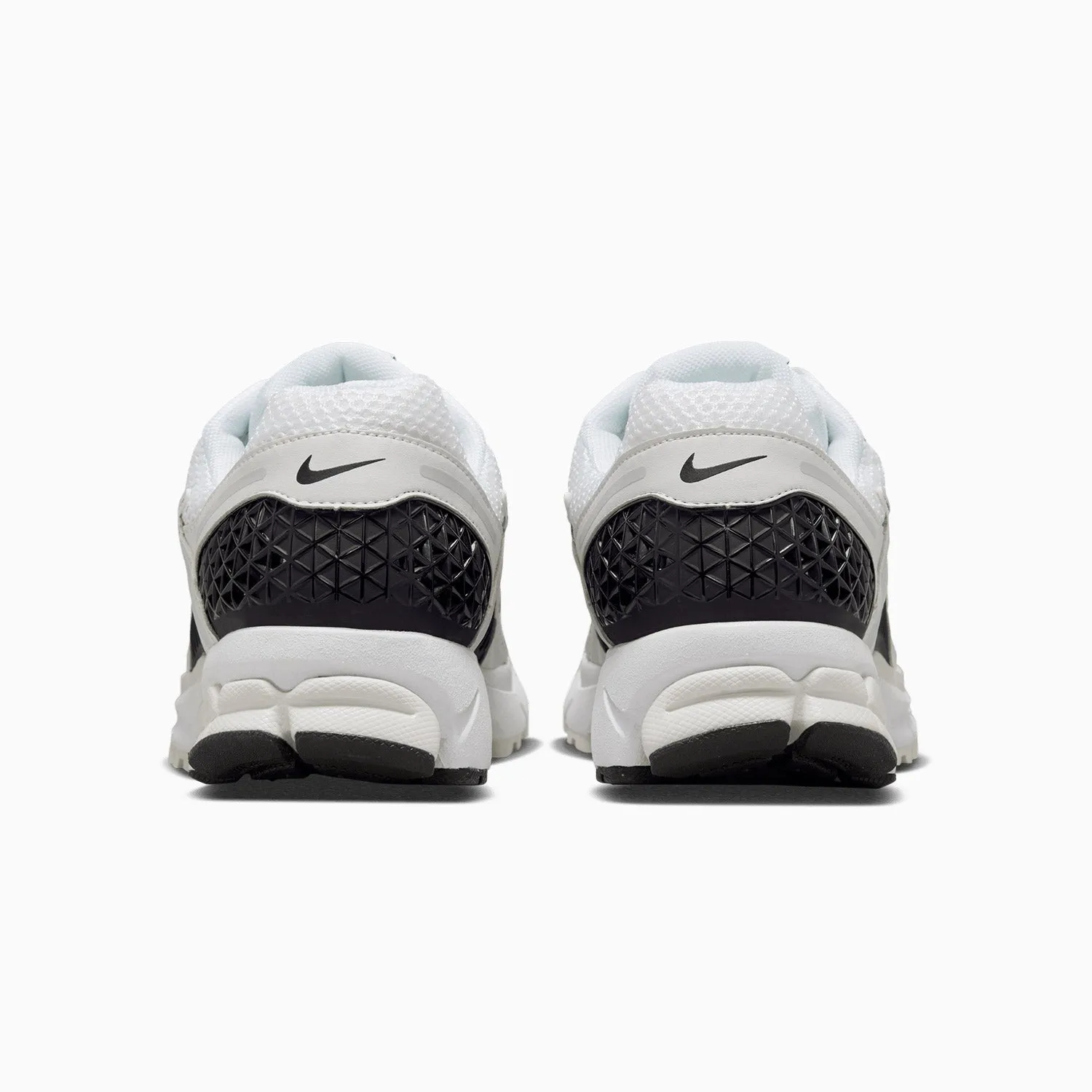 Men's Zoom Vomero 5 "White Black"