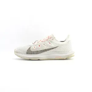 NIKE QUEST